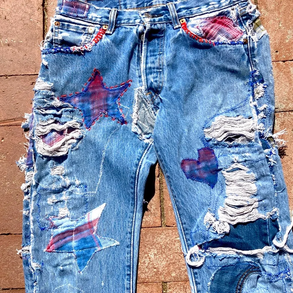 501 Jeans Upcycled Patched Thrashed 29 x 34 - Picture 3 of 14